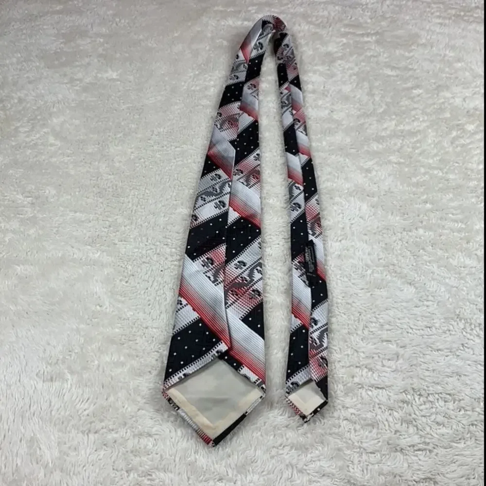 Vintage lot of‎ 2 Harleys Shorewood fly fishing necktie geometric red black tie